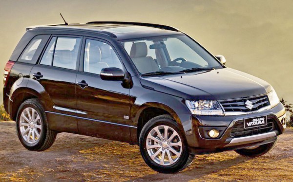 Suzuki-Grand-Vitara-2014-3