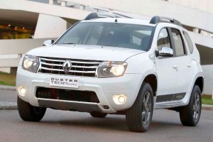 Renault-Duster-Tech-Road-01
