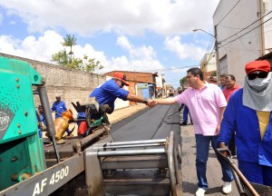 Visita_Asfaltamento_Rua_Fe_emDeus_SaoCristovao_201214_Foto_MauricioAlexandre (15)
